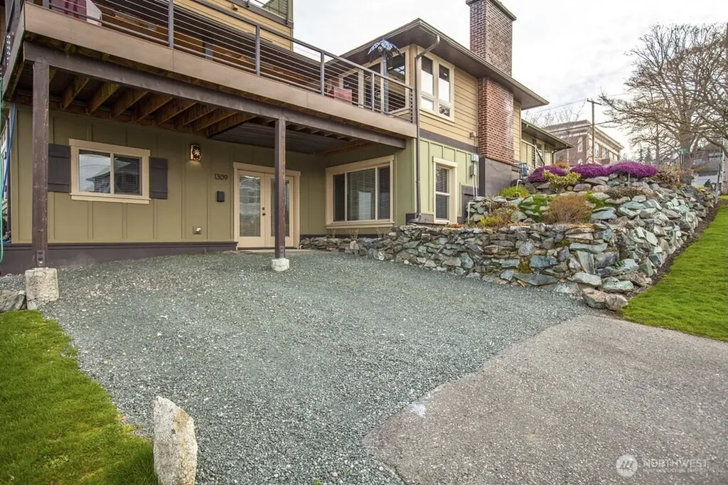 934 14th Street Bellingham WA 98225