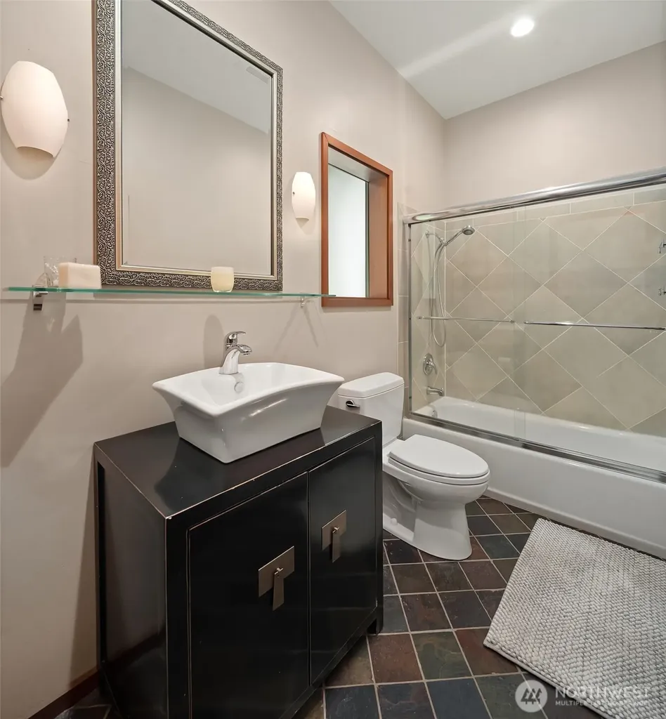 8425 SW 216th Street Vashon WA 98070