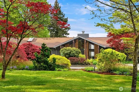 8425 SW 216th Street Vashon WA 98070