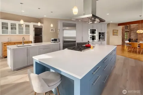 8425 SW 216th Street Vashon WA 98070