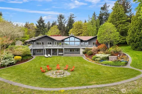 8425 SW 216th Street Vashon WA 98070