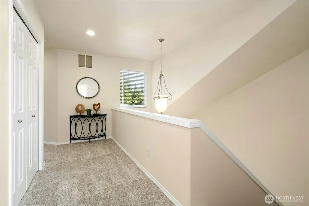 1126 204th Place SW Lynnwood WA 98036