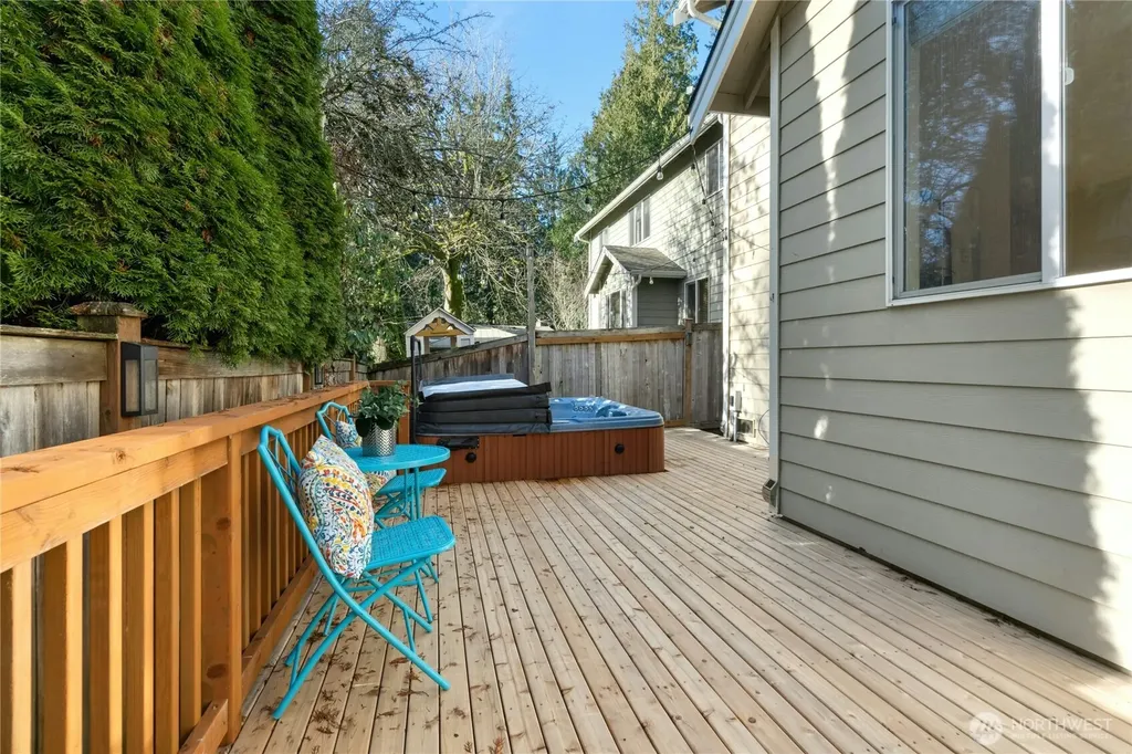 1126 204th Place SW Lynnwood WA 98036