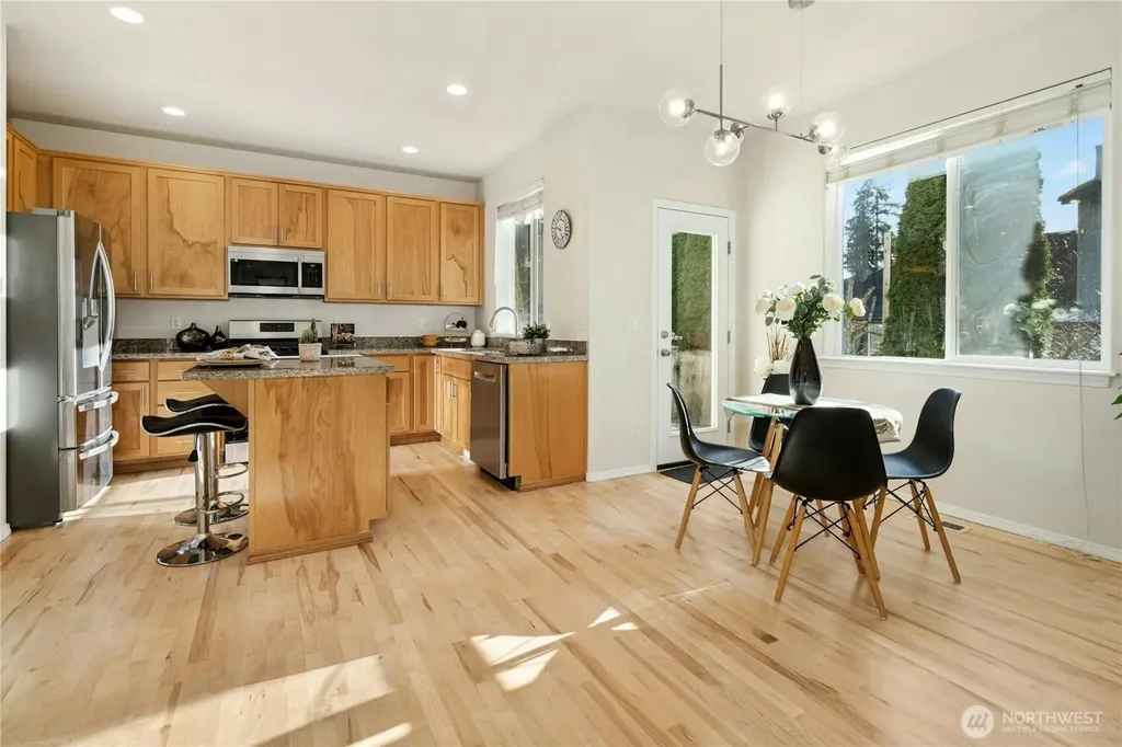 1126 204th Place SW Lynnwood WA 98036
