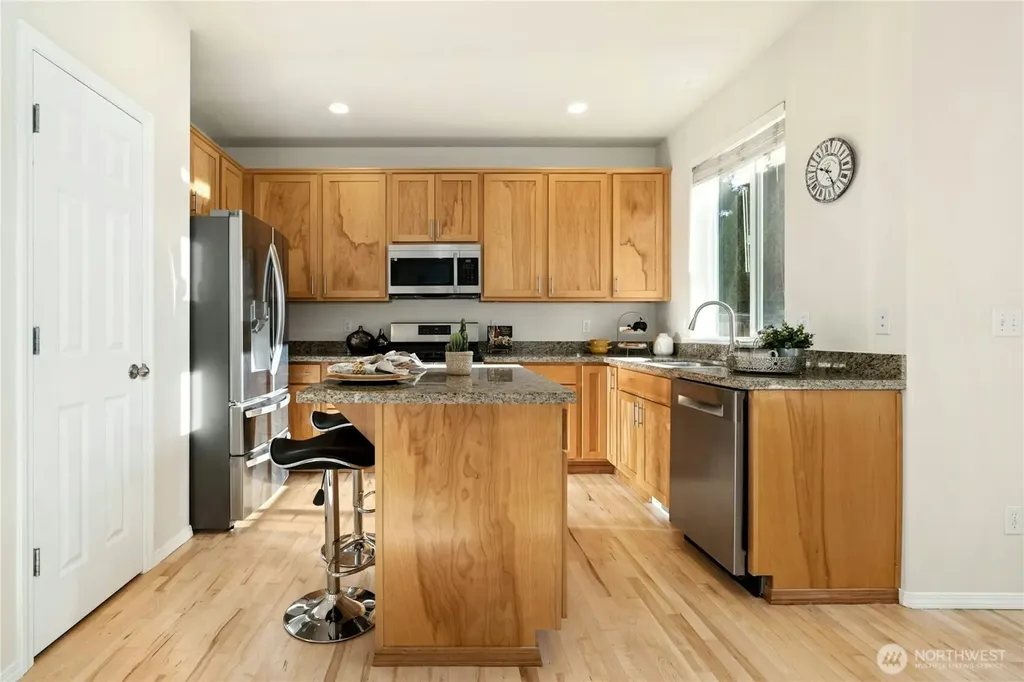 1126 204th Place SW Lynnwood WA 98036