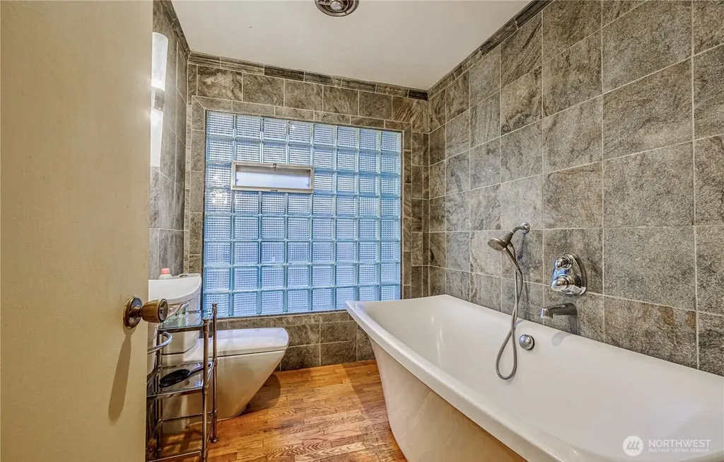 1720 Road 20 NW Soap Lake WA 98851