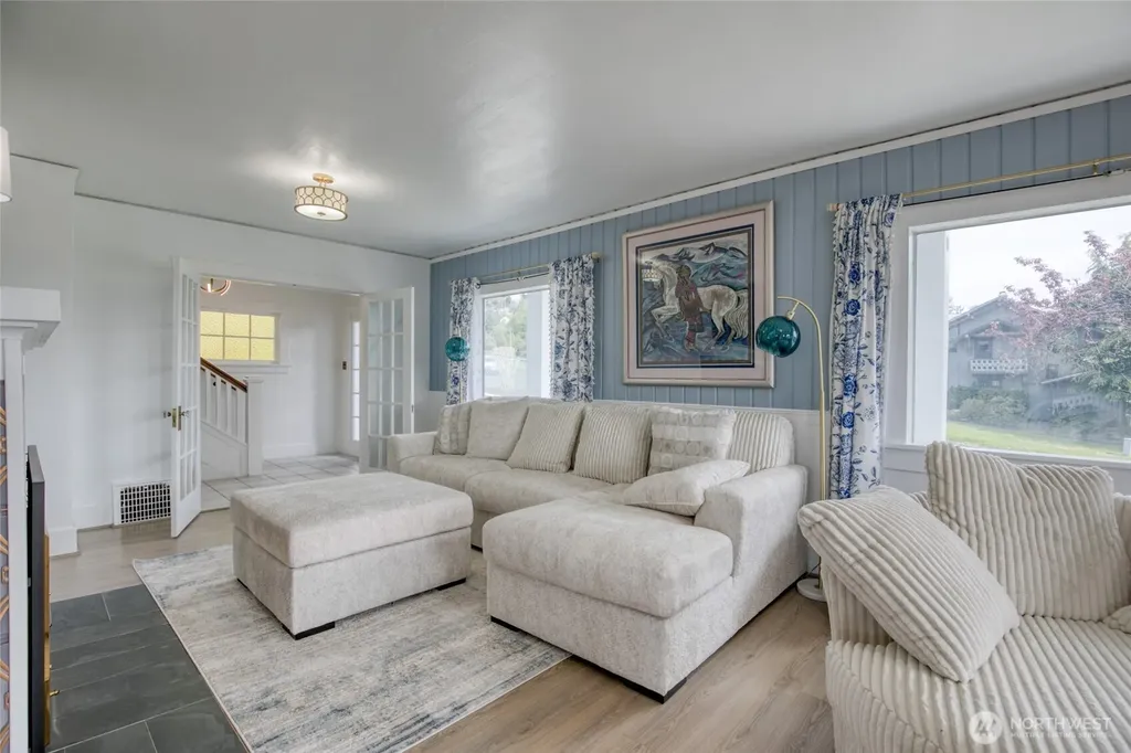 713 N Broadway Street Aberdeen WA 98520