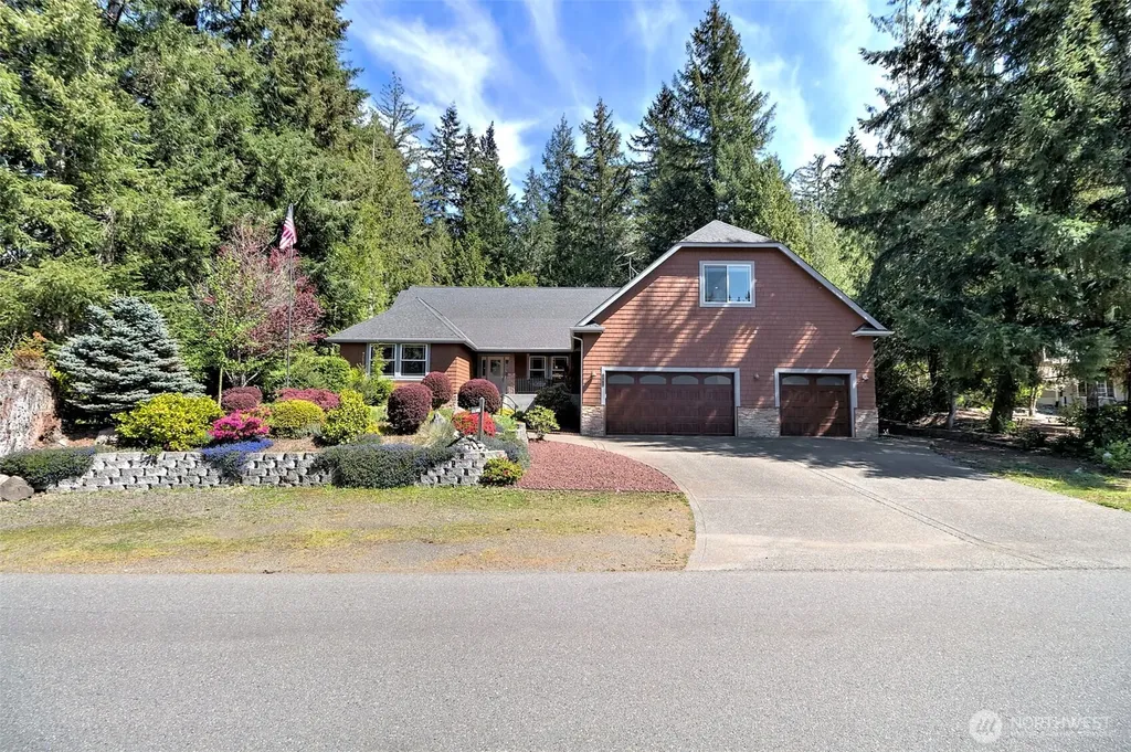 1171 E Old Ranch Road Allyn WA 98524
