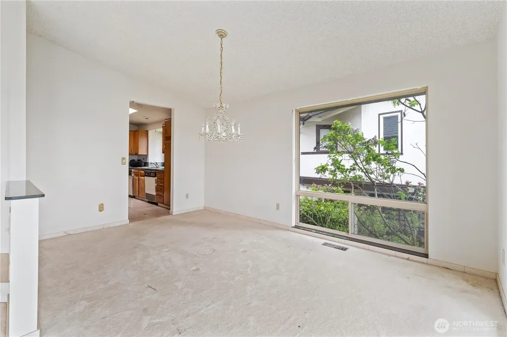 11150 Champagne Point Road NE Kirkland WA 98034