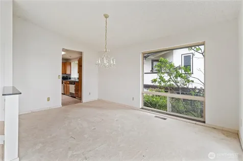 11150 Champagne Point Road NE Kirkland WA 98034