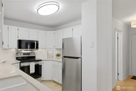2040 13th Avenue W Seattle WA 98119