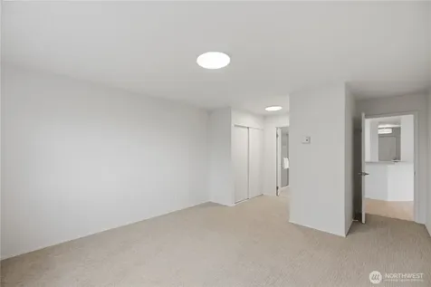 2040 13th Avenue W Seattle WA 98119