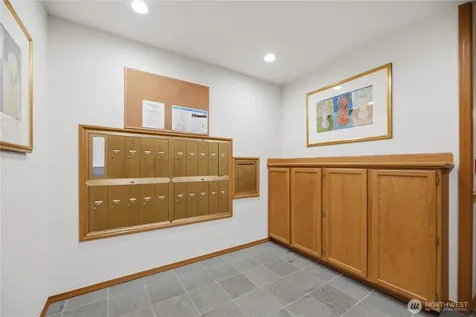 2040 13th Avenue W Seattle WA 98119