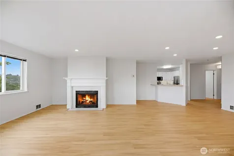 2040 13th Avenue W Seattle WA 98119
