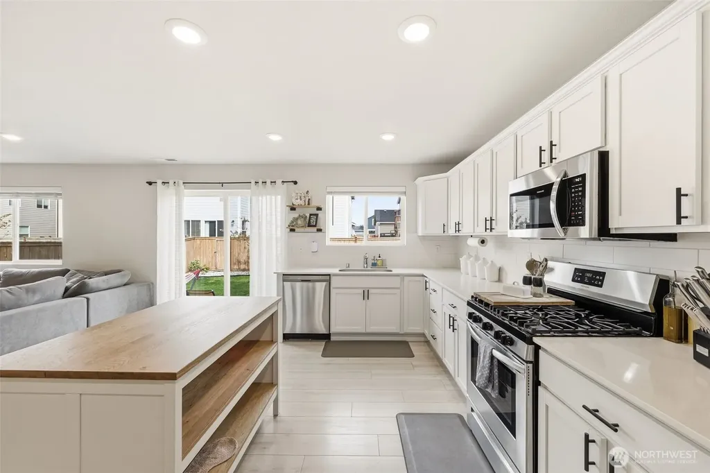 19805 136th Avenue E Graham WA 98338