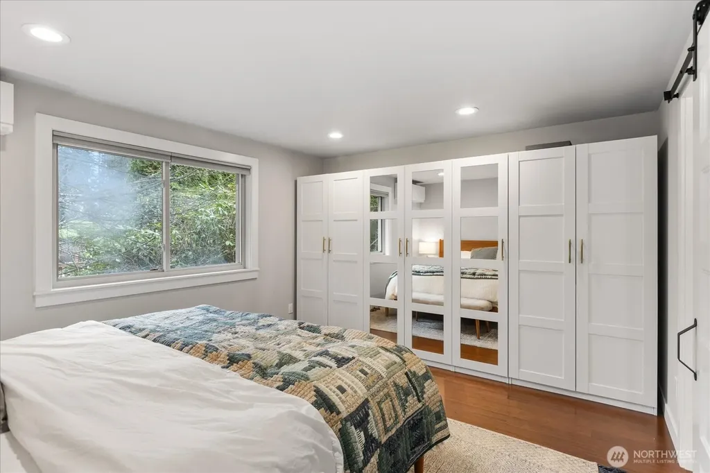 22017 95th Place W Edmonds WA 98020