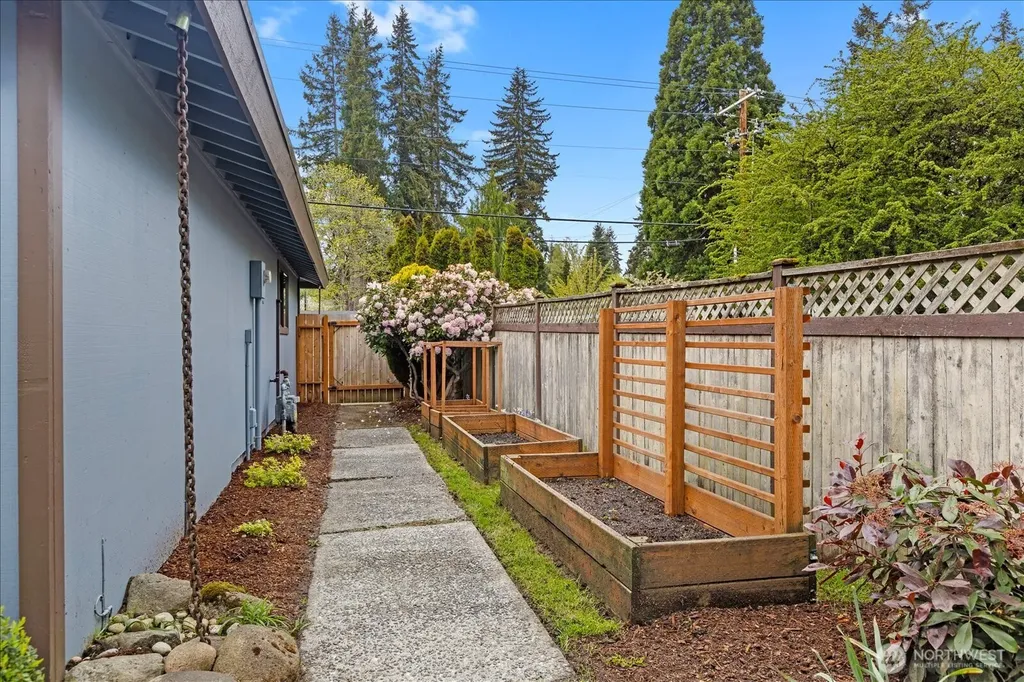 22017 95th Place W Edmonds WA 98020
