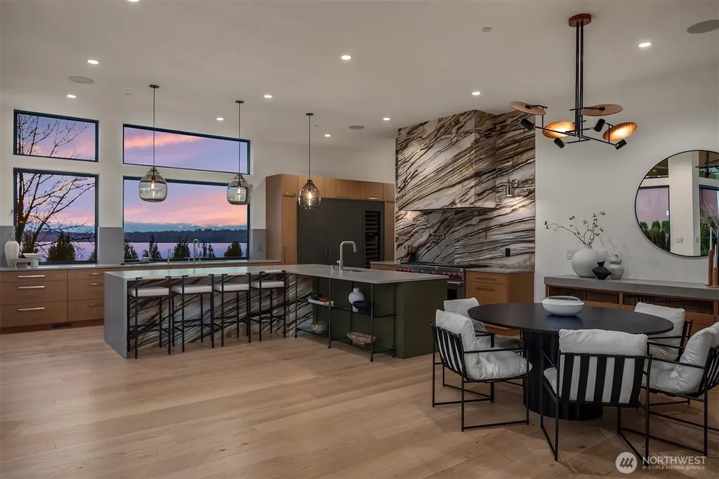 5917 104th Place NE Kirkland WA 98033