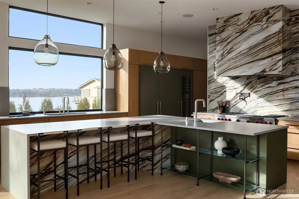 5917 104th Place NE Kirkland WA 98033
