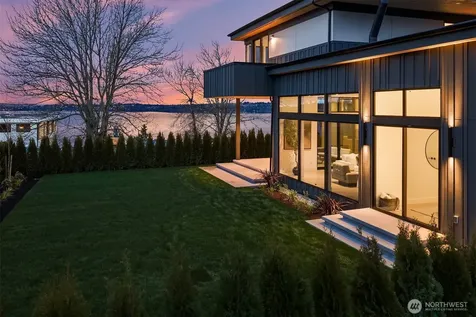 5917 104th Place NE Kirkland WA 98033