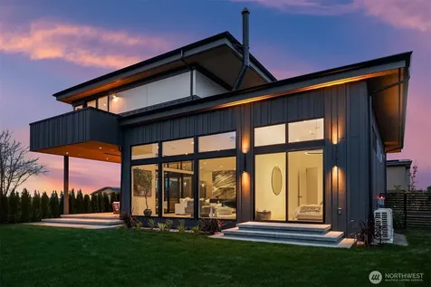 5917 104th Place NE Kirkland WA 98033