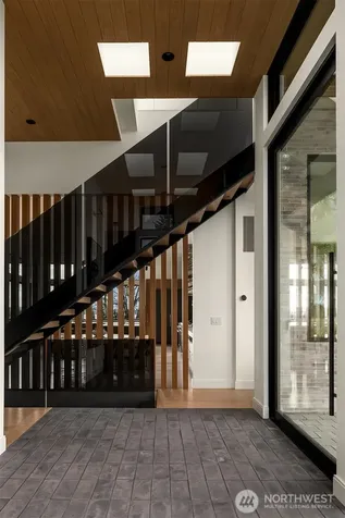 5917 104th Place NE Kirkland WA 98033