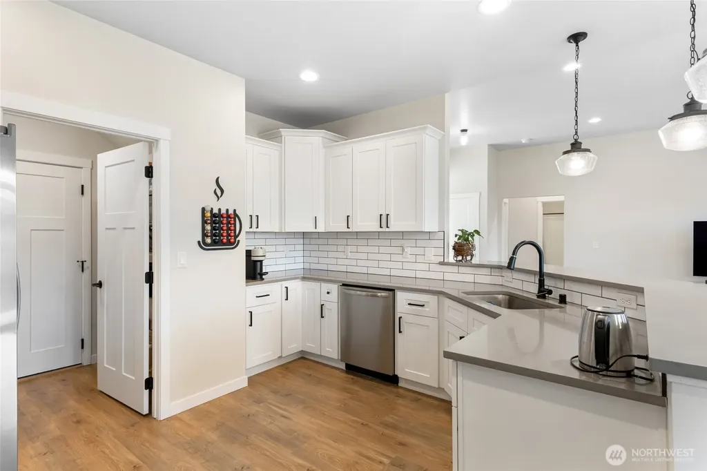 9386 Albert Way SE Moses Lake WA 98837