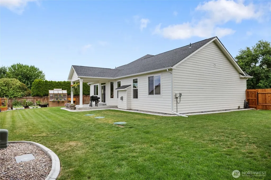 9386 Albert Way SE Moses Lake WA 98837