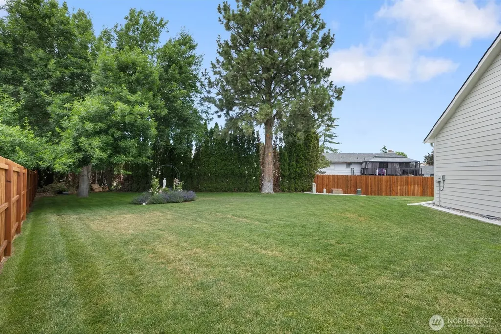 9386 Albert Way SE Moses Lake WA 98837