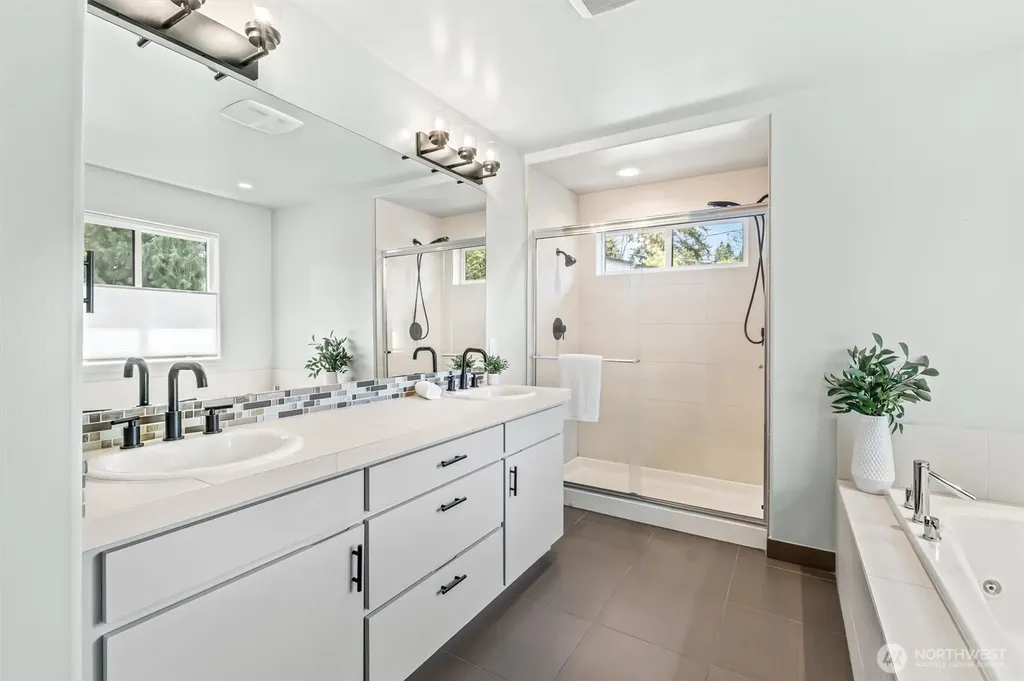 11339 40th Avenue NE Seattle WA 98125