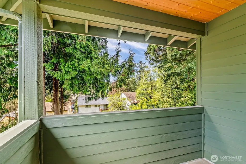 11339 40th Avenue NE Seattle WA 98125
