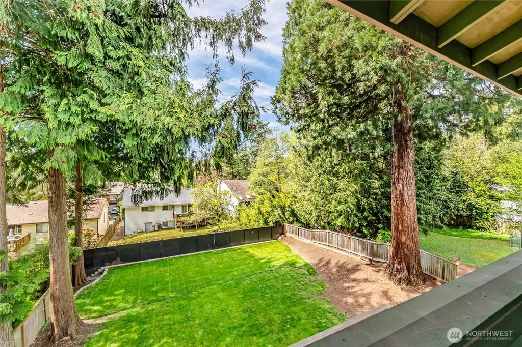 11339 40th Avenue NE Seattle WA 98125