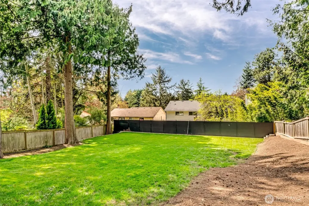 11339 40th Avenue NE Seattle WA 98125