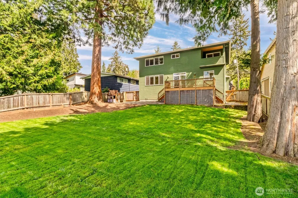 11339 40th Avenue NE Seattle WA 98125