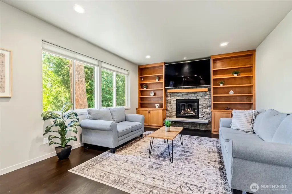 11339 40th Avenue NE Seattle WA 98125