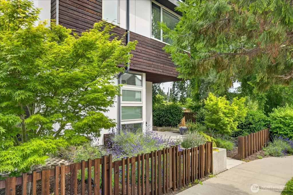 4440 Renton Avenue S Seattle WA 98108