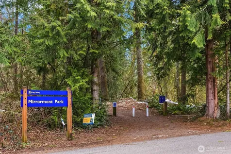 16 SE 259th Avenue Issaquah WA 98027