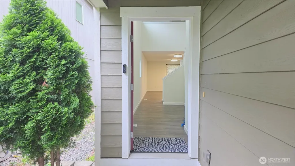 17933 73rd Avenue E Puyallup WA 98375