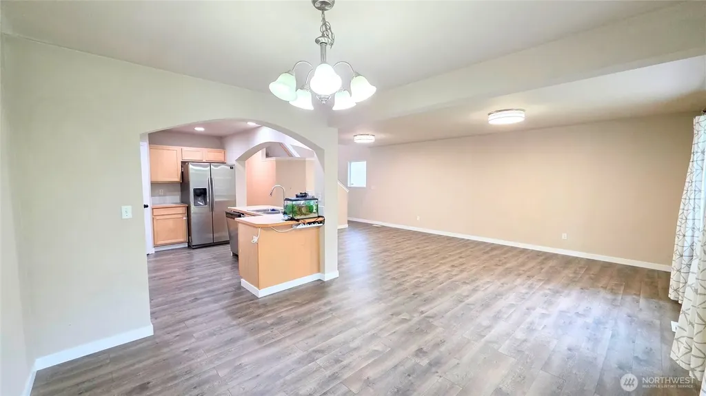 17933 73rd Avenue E Puyallup WA 98375