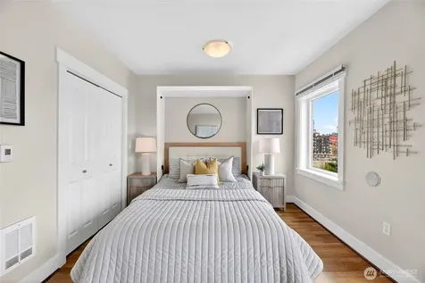 699 John Street Seattle WA 98109