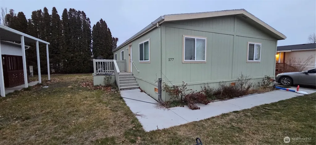 4815 Airway Drive NE Moses Lake WA 98837