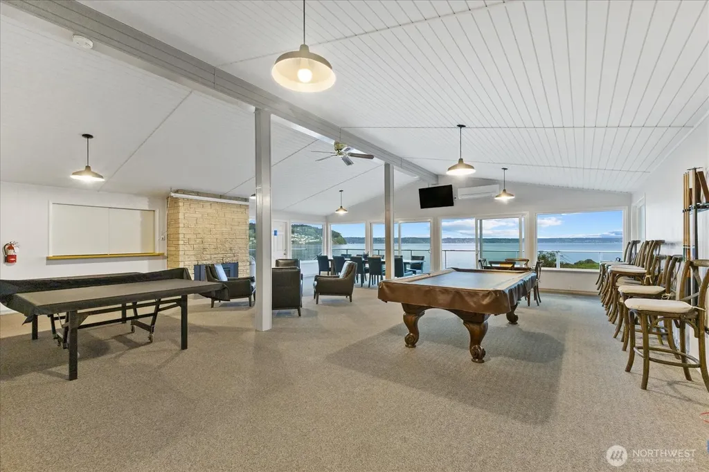3697 Driftwood Drive Clinton WA 98236