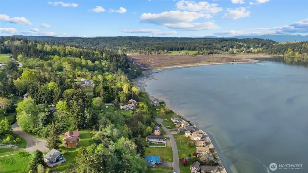 3697 Driftwood Drive Clinton WA 98236