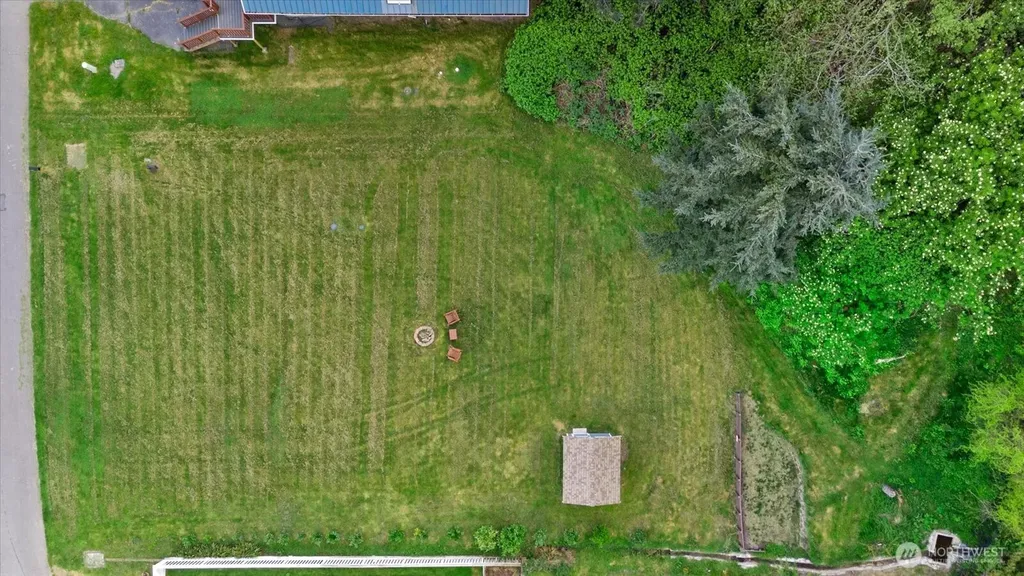 3697 Driftwood Drive Clinton WA 98236