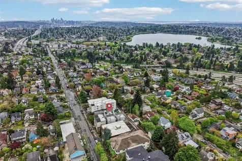8297 5th Avenue NE Seattle WA 98115