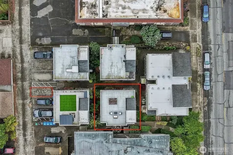 8297 5th Avenue NE Seattle WA 98115