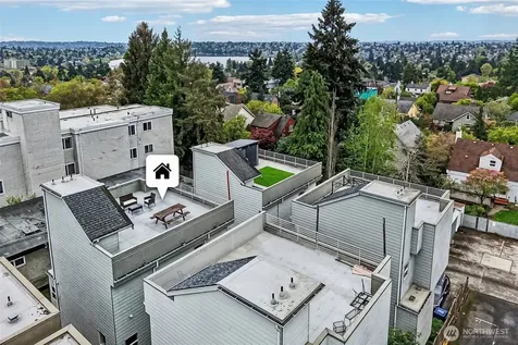 8297 5th Avenue NE Seattle WA 98115