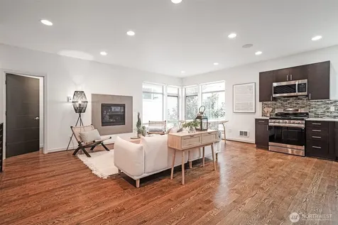 8297 5th Avenue NE Seattle WA 98115