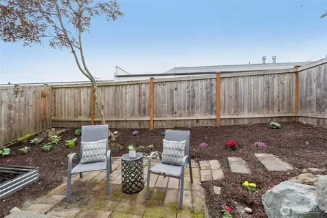 20301 19th Avenue NE Shoreline WA 98155
