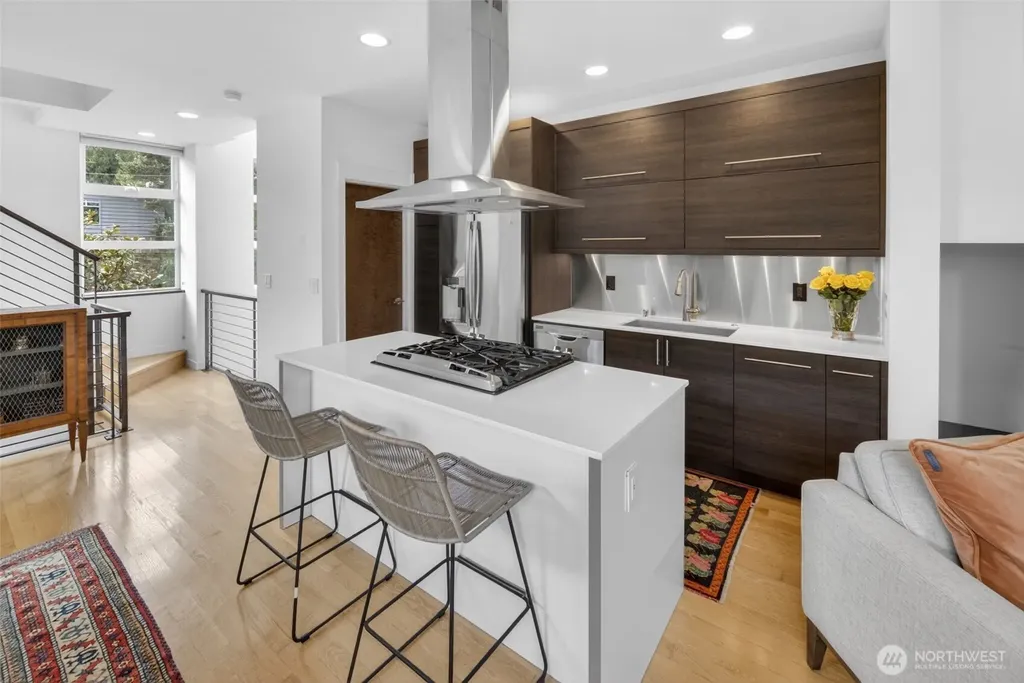 3014 21st Avenue W Seattle WA 98199